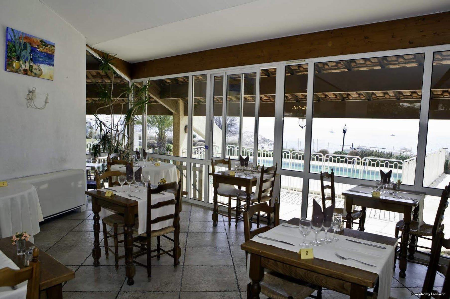 เบสท์เวสเทิร์น ปาราดู เมดิแตราเน Hotel โซเซ-เล-แป็ง ร้านอาหาร รูปภาพ